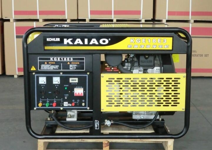 Quality OHV 15kva 25L Fuel Tank Air cooled Gasoline Generator Low Oil Alarm System KGE18E for sale
