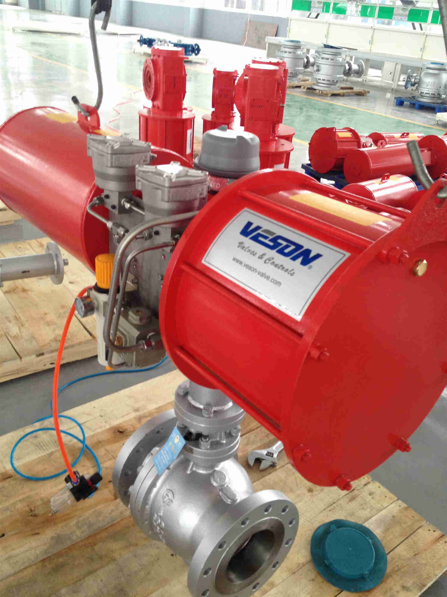 Quality Red Heavy Duty Emergency Shutdown Valve / Pneumatic Flow Control Valve Fast Action for sale