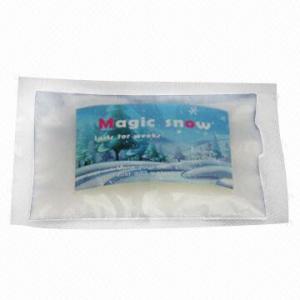 Christmas Decoration Instant Magic Snow, Does Not Melt, Look and Feel Like Real Snow