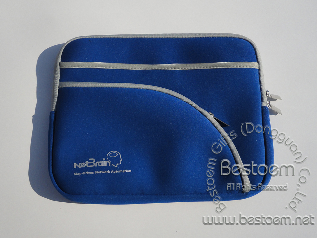 Blue Neoprene Notebook carrying bag with 2 front pocket nylon zipper