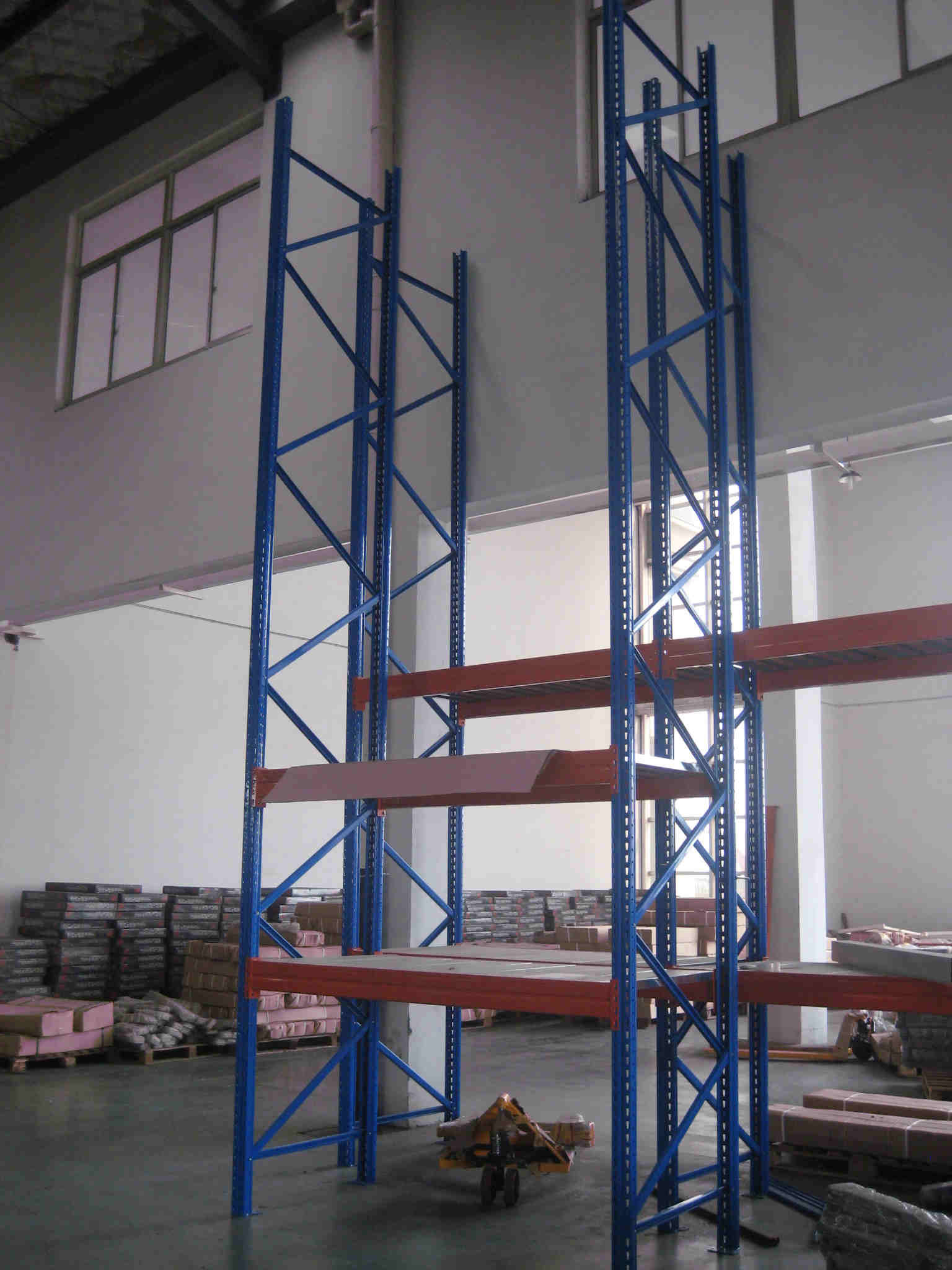 Quality Heavy Duty Warehouse Storage Racks Stocking Iron Rack With Knockdown Structure for sale