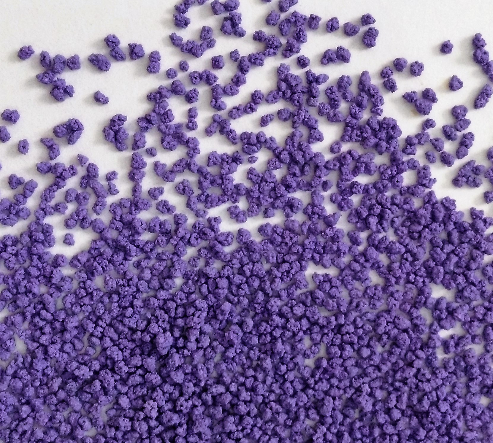 Quality coloful SSA purple granule color speckles for detergent powder for sale
