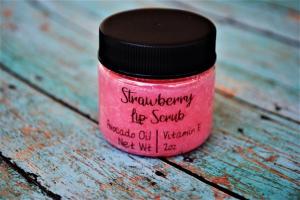 Quality Private Label Strawberry Lip Scrub , ODM Organic Lip Scrub For Lip Care for sale