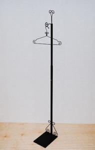 Quality Black Mobile Metal Spiral Retail Display Rack For Hanging Clothing for sale