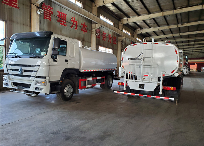 Buy 213KW Stainless Steel Commercial Water Tanker Truck Water Sprinkler Truck at wholesale prices