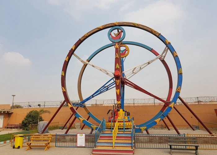 Quality Adult Thrill Amusement Park Ferris Wheel With Non Fading And Durable Painting for sale