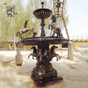 Large Bronze Fountain Modern Art Brass Animal Garden Water fountains With Horse Statues