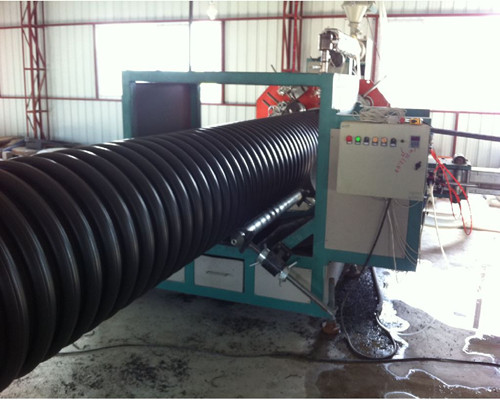 China large/huge diameter inner rib outer corrugated winding high stiffness steel pp/pe/hdpe sewage pipe machine extrusion on sale