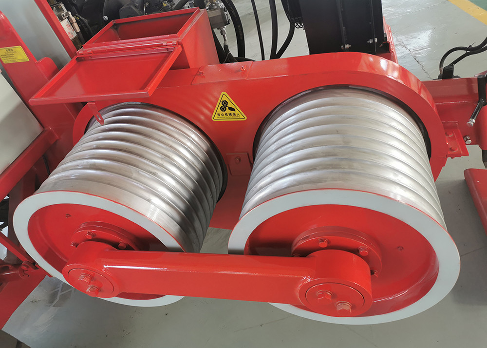 750mm 180kN Electric Cable Pulling Winch Machine With 325hp Engine