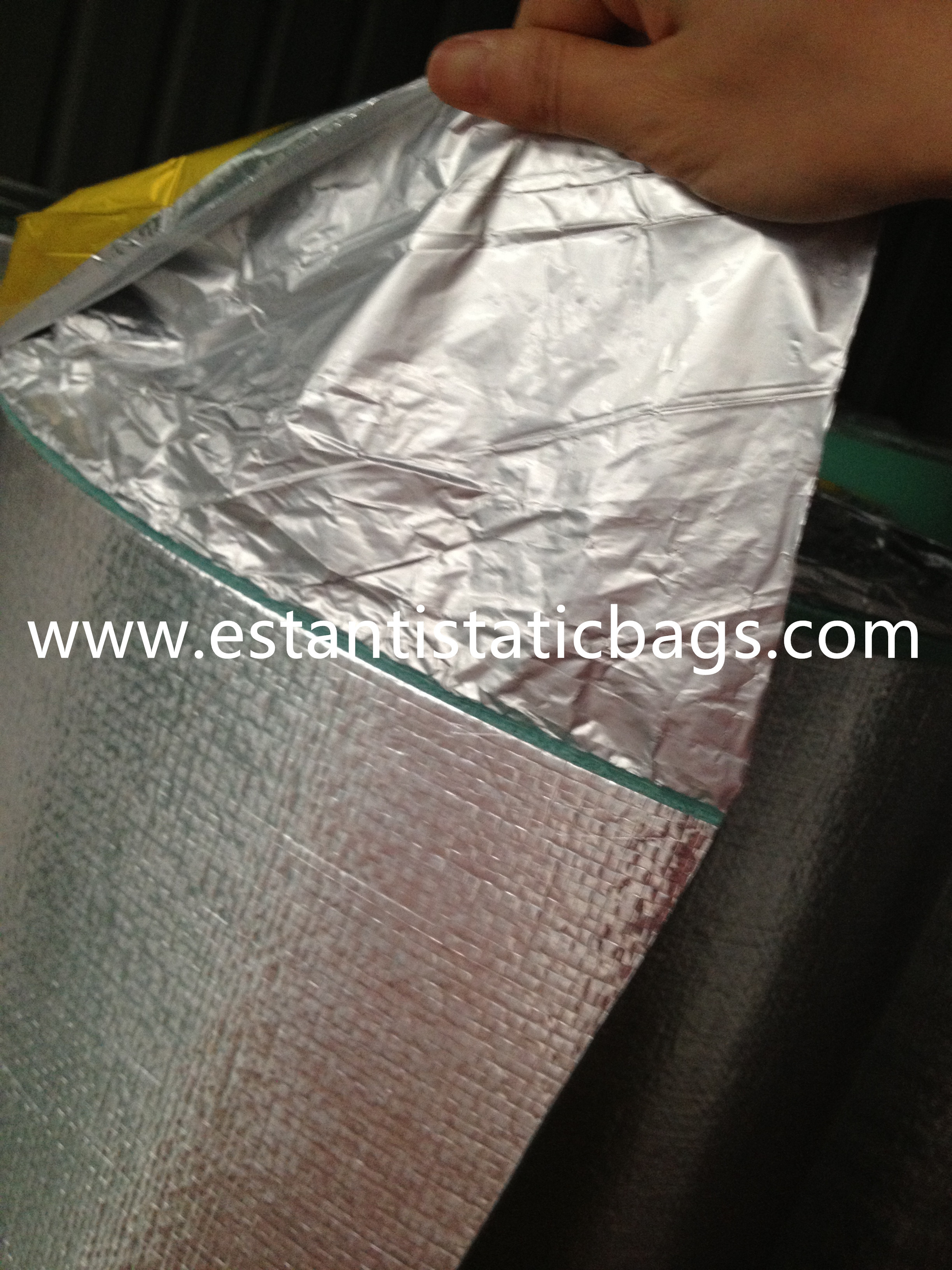 Quality 1.35x22.25m XPE Foam Insulation Anti Glare Rolls 8mm Thickness AWTA Approval for sale