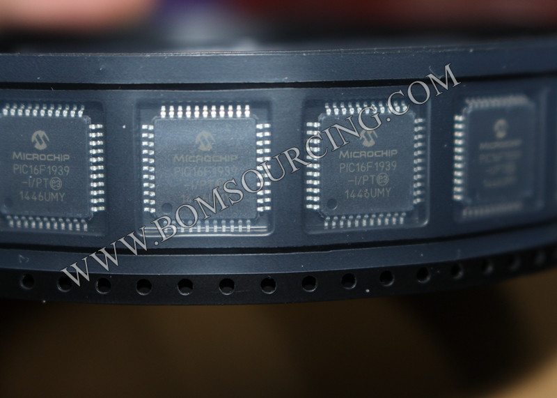 Quality PIC16F1939-I/PT 8- Bit Programmable IC Chip With LCD Driver Integrated Circuit for sale