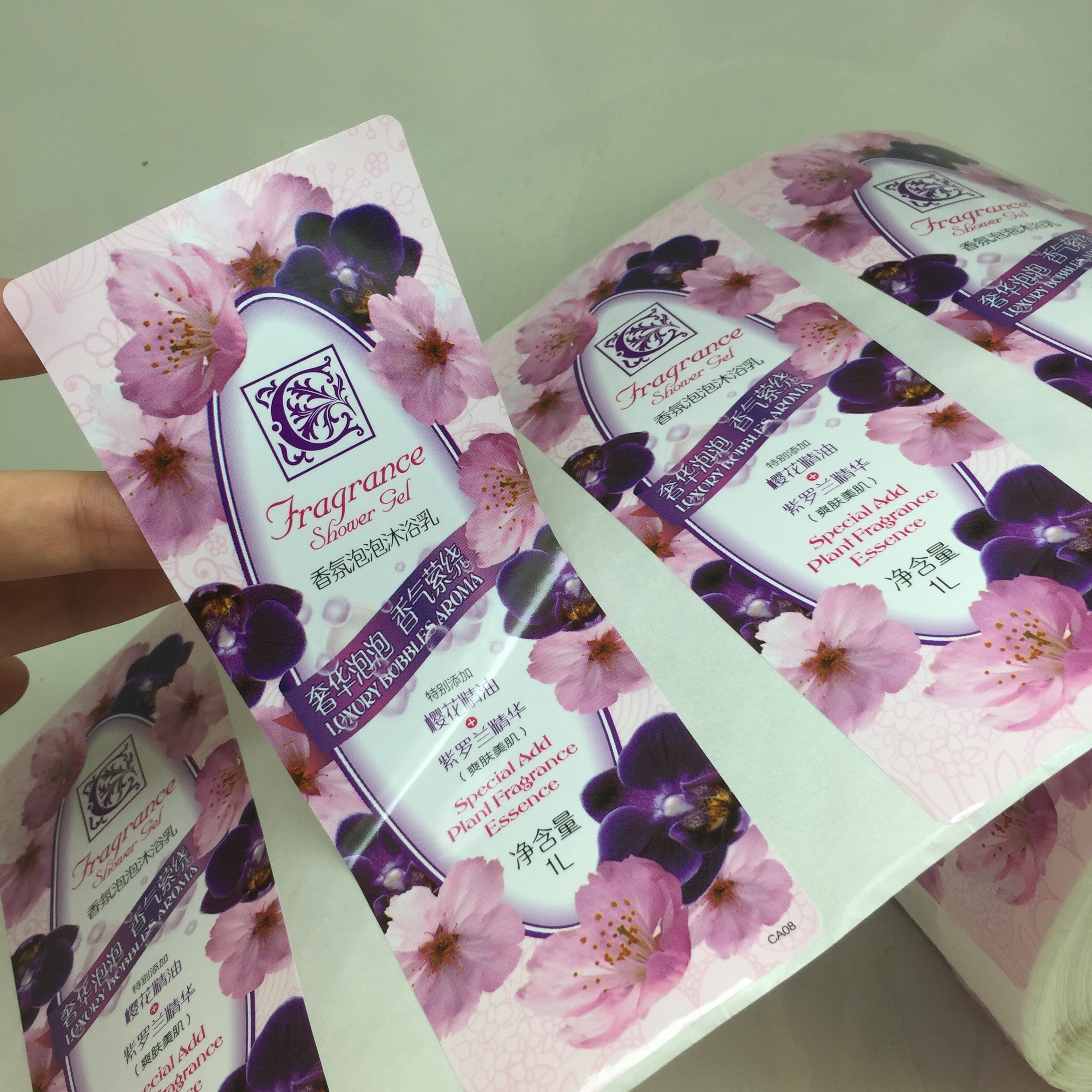 Quality Permanent waterproof bath shower gel cosmetic adhesive labels packaging bottle labels for sale