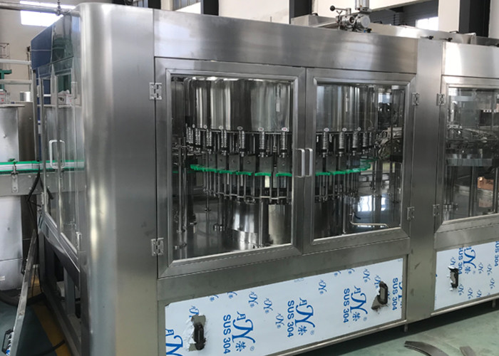 Quality 1.5kw 5000BPH Automatic Mineral Water Bottle Filling Machine for sale