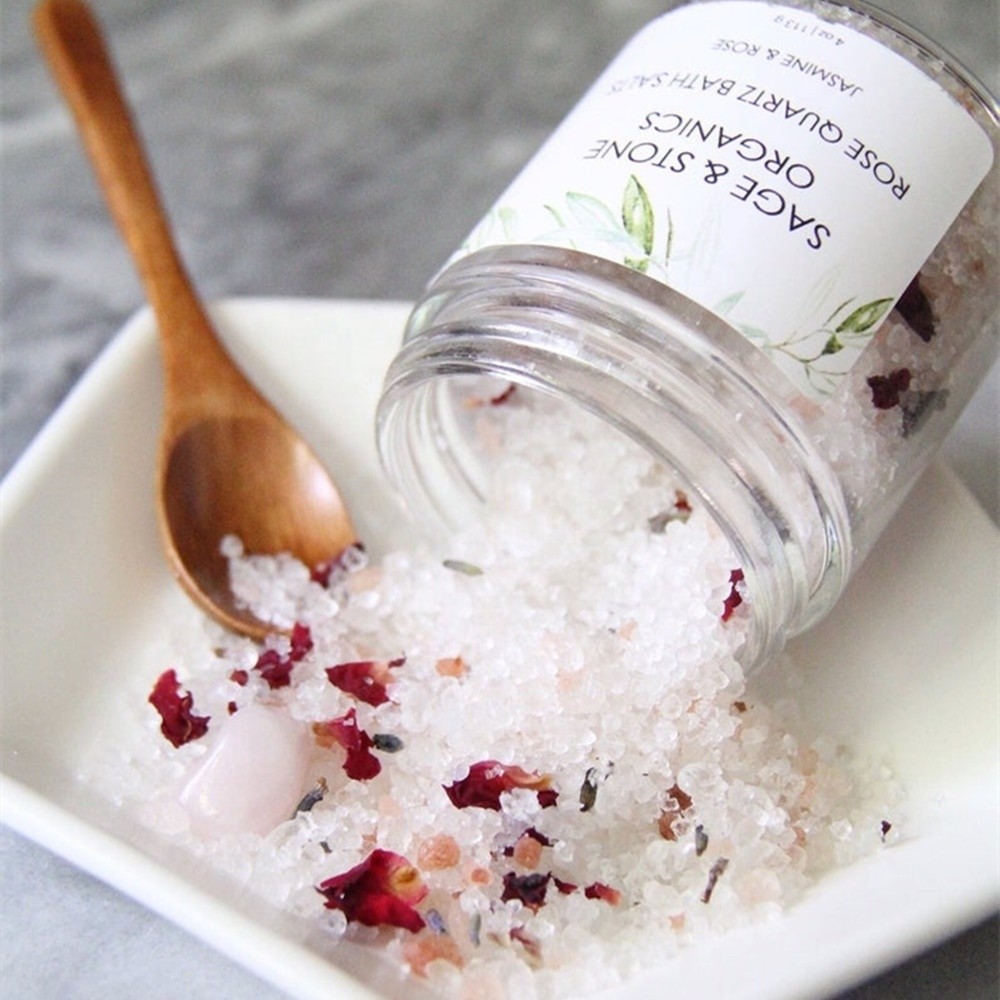 Quality Rose Petal Relaxing Bath Salts OEM Spa Relaxing Dead Sea Lavender Bath Salts With Flowers for sale