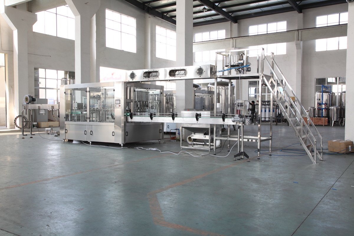 Quality 40 Head 12000BPH Carbonated Beverage Filling Machine for sale