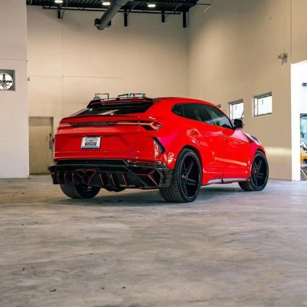 New Lamborghini URUS Body MSY Style Front And Rear Bumper Car Auto Parts