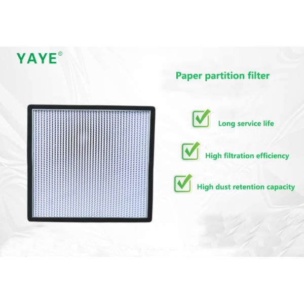 Using custom paper partitions and aluminum frame, combined with efficient filters, the installation is very convenient.