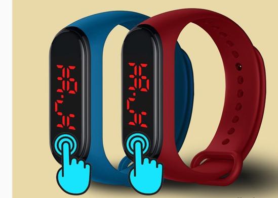 Buy Touch Screen Body Temperature Bracelet Bluetooth , EMAIL , Qwerty K Function at wholesale prices