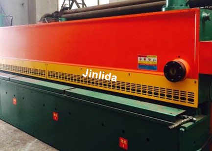 CNC 3m Width Hexagonal Wire Mesh Cutting Machine For Wire Netting Sheet Automatic