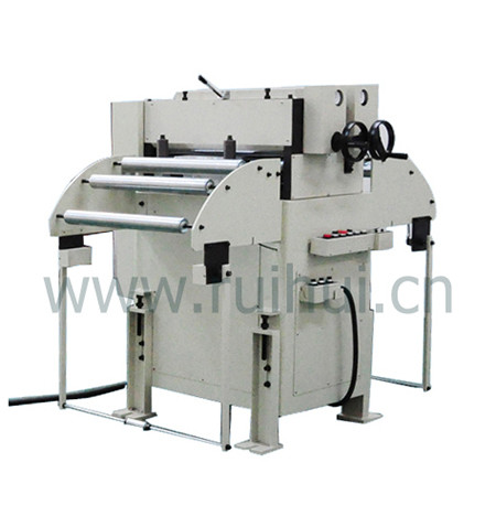 Special Precision Metal Material Automatic Leveler Feeder 1 Year Warranty RLV-200F
