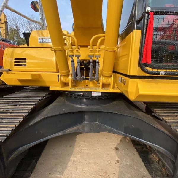 Komatsu Crawler Excavator with and Strong Power Operating Weight 20253 Bucket Capacity 0.8m3