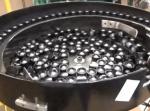 Screw counting and packing machine for plastic parts automatically weighing