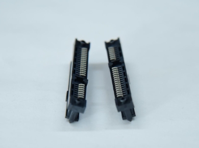 SATA 22p/F SMT Type Au 15u'' Plated Wire to Board Connector