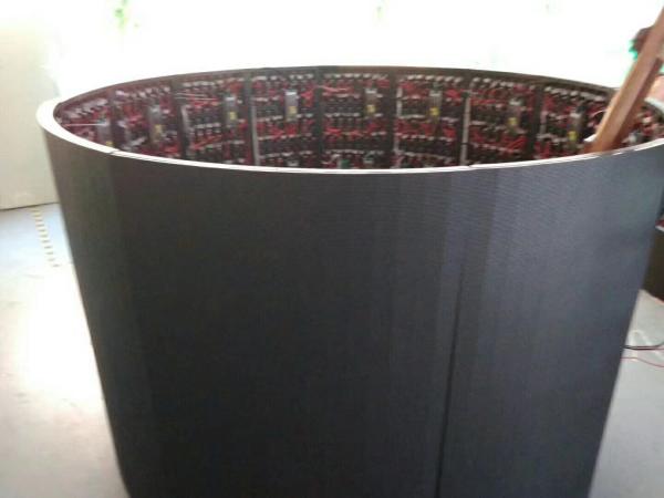 Buy PH8 PH10 Curved LED Display Fast Implement Friendly Hardware Interfaces at wholesale prices