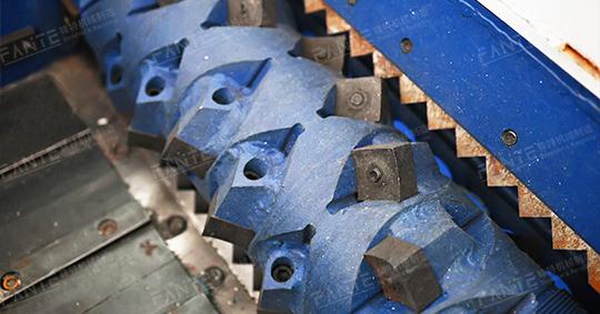 Reliable Single Shaft Shredder Machine for Fishing Nets Hard Plastic and Wood