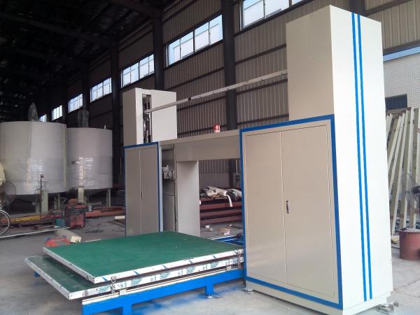 Buy Horizontal Cnc Sponge Cutting Machine With Oscillating Blade at wholesale prices