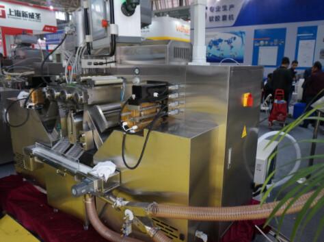 Buy Big Chewable Soft Gel Capsule Making Machine Automatic veggie at wholesale prices