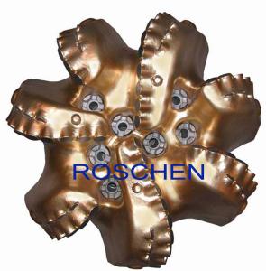 China PDC Bits 8 1/2 inch Matrix Material Tungsten Carbide with Cutter size 19mm IADC CodeM323 for Oil Drilling on sale