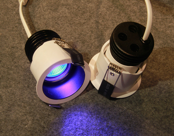 special High Lumen 2700K Of COB LED Ceiling Light With Meanwell Driver anti glare lamp