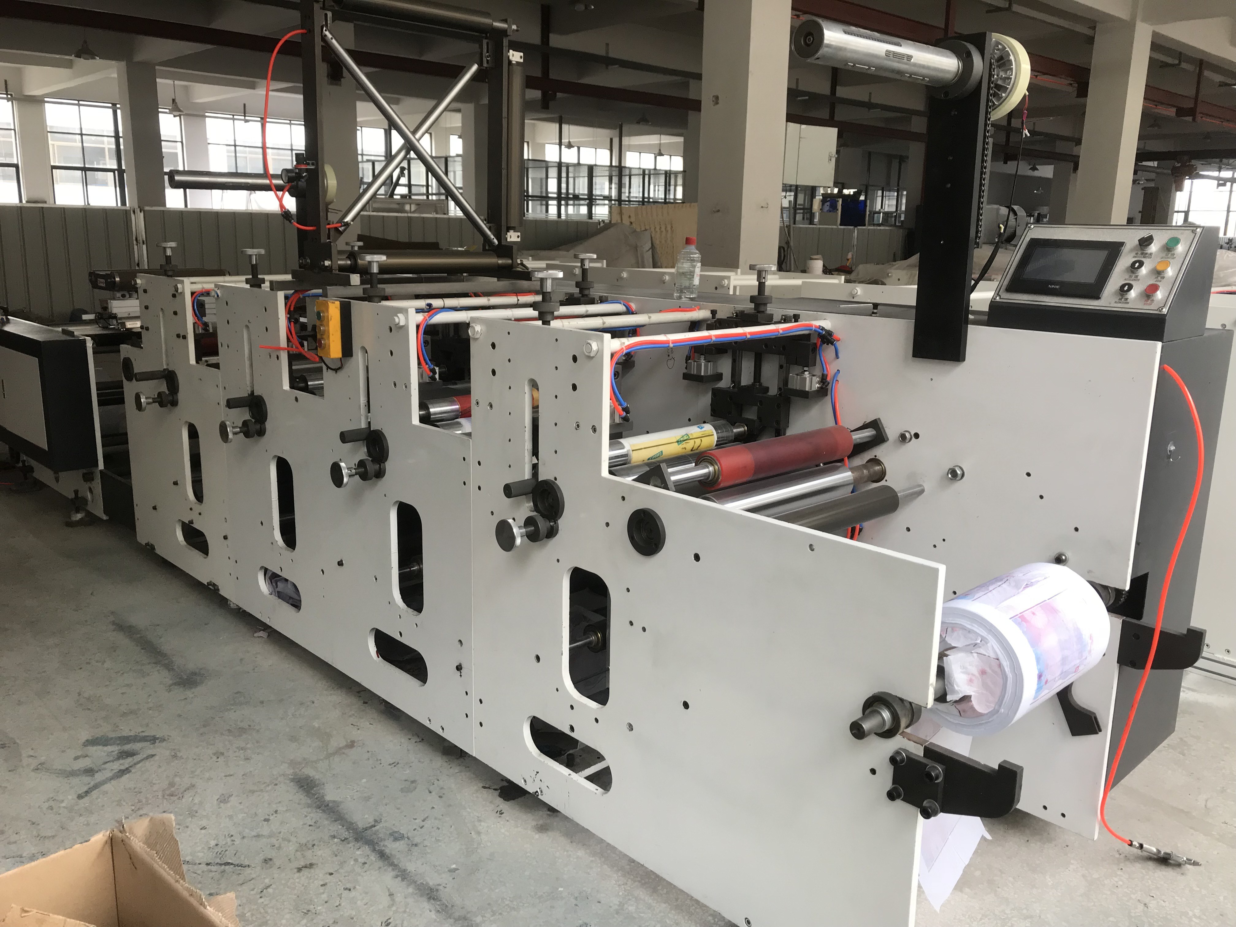 4 Color 600mm Non Woven Bag Printing Machine With Auto Tension Conrtol