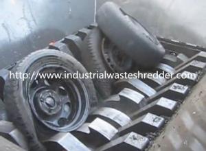 Quality Double Shaft Waste Tire Shredder , Industrial Truck Tire Shredding Machine for sale