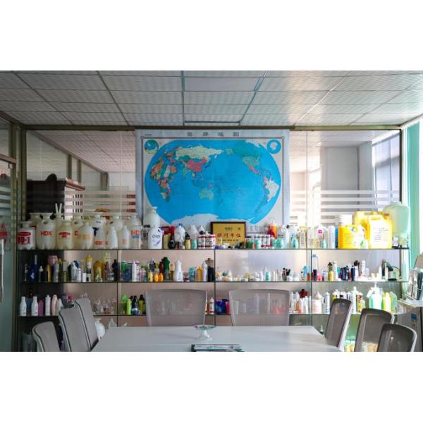 Water Bottle Cap 2-Col Offset Printing Machine For Flat Closures Printing Speed 100,000pcs Per Hour 1