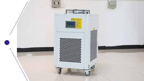 4 Axis Battery Laser Welding Machine 1000w With Longmen Gantry Frame