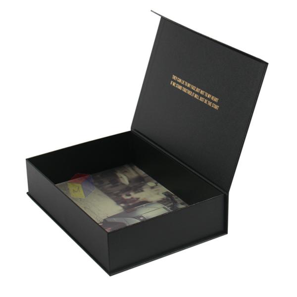 Luxury Custom Logo Magnetic Closure Paper Scarf Gift Box Cardboard Packaging