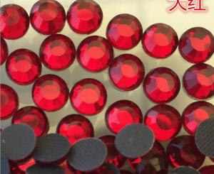 Quality red Iron on rhinestone heat transfer hotfix rhinestone 2 cut China rhinestone wholesale for sale