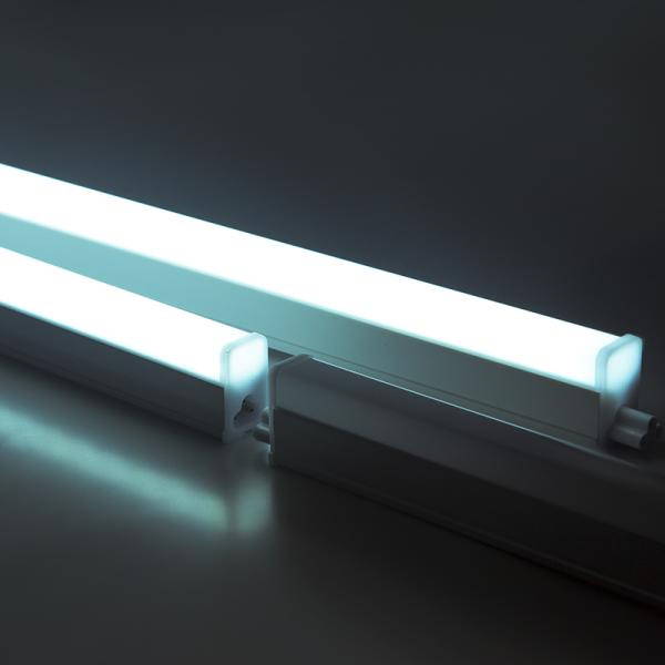 4 FT Linear Strip Light 38 Watt For Parking Structure Easy Installation