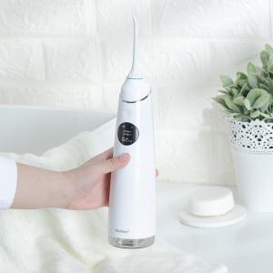 China IPX7 Waterproof Portable Oral Irrigator With 2000mAh Lithium Battery on sale
