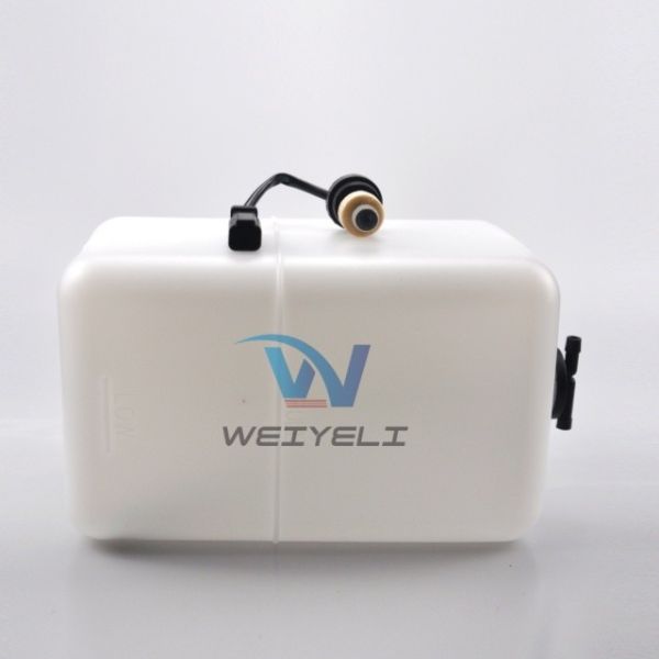 17A-03-14111 Komatsu Bulldozer Radiator Overflow Tank Cooling Reservoir Tank