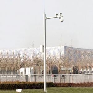 China Single Arm CCTV Camera Mounting Pole Hot Dip Galvanised 4m Cctv Pole on sale