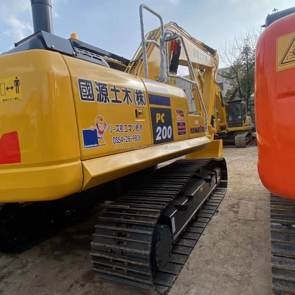Komatsu Crawler Excavator with and Strong Power Operating Weight 20253 Bucket Capacity 0.8m3
