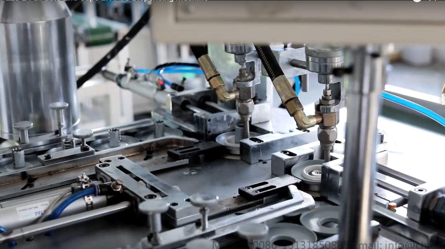 Full-Auto End Caps 2N PVC Dispensing Machine Oil Filter Making Machine