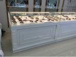 White Color Jewelry Store Showcases Jewellery Display Cabinets OEM / ODM