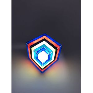 Cubic Rainbow Speaker