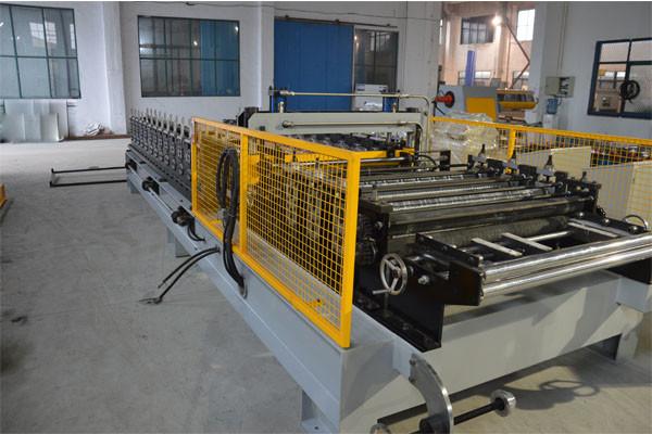 Buy 7.5 kw Chain Transmission PU Wall Panel Roll Forming Machine PLC Panasonic at wholesale prices