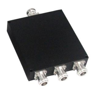 Quality 3 Way Microstrip Power Divider Splitter With N Type Connector 800 - 2500MHz for sale