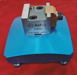 China Small Workpiece Milling Machine Clamping Superhard Aluminum 5 Axis on sale